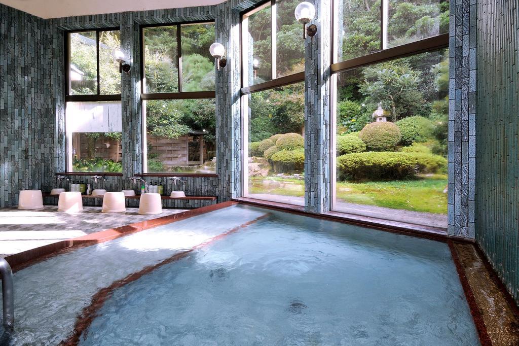 Yutouya Ryokan Toyooka  Extérieur photo