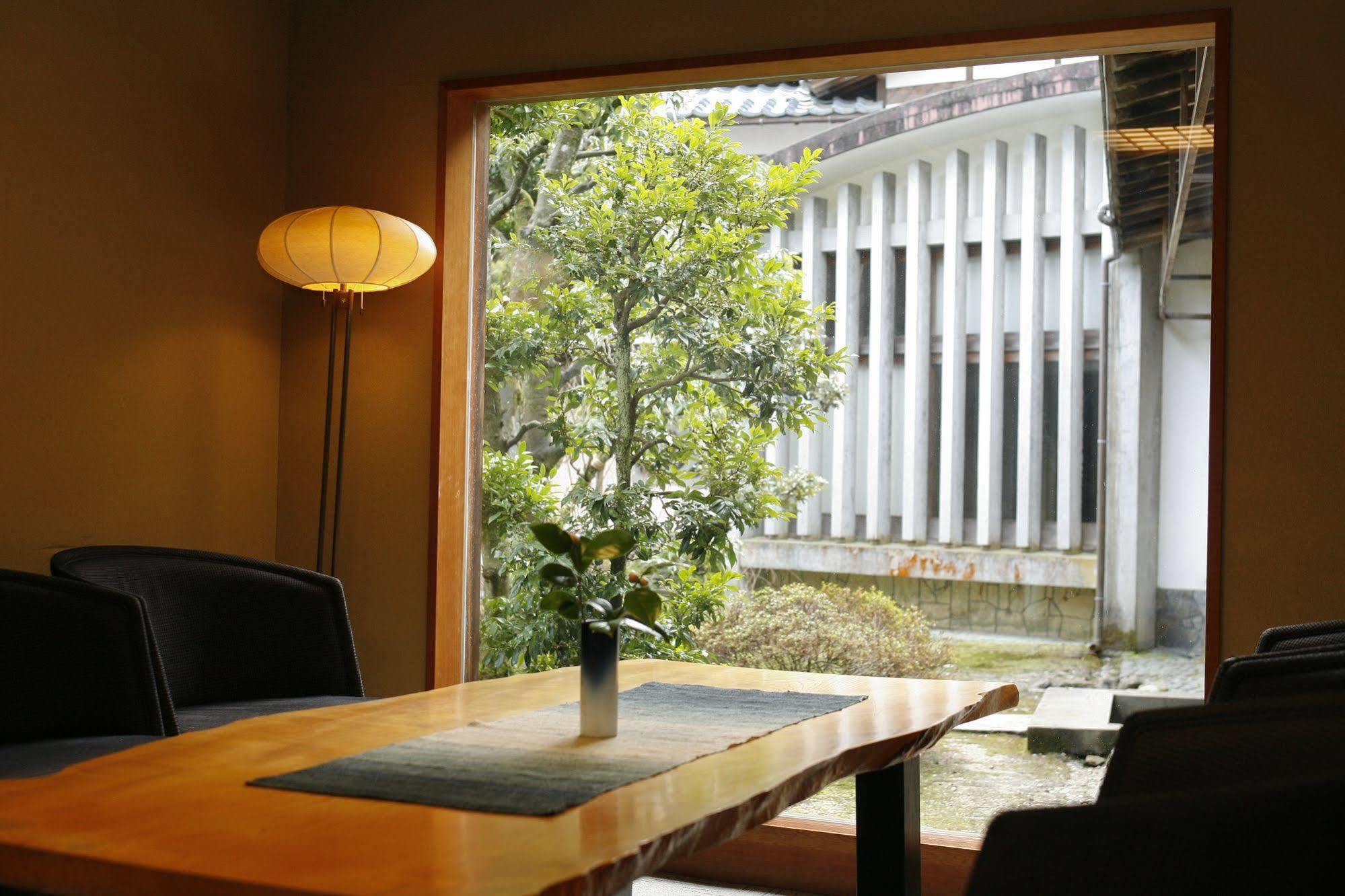 Yutouya Ryokan Toyooka  Extérieur photo