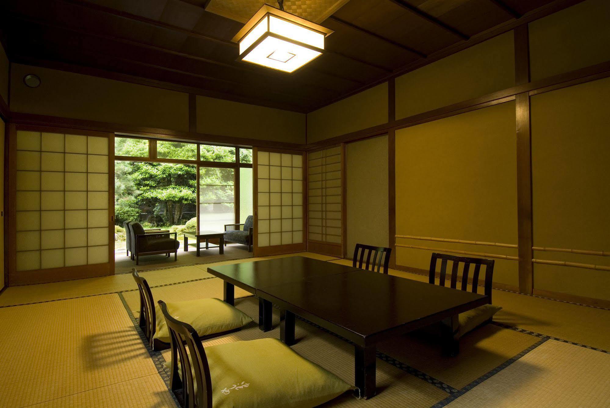 Yutouya Ryokan Toyooka  Extérieur photo
